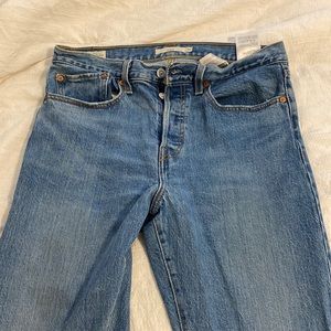 Levi’s Wedgie fit jean